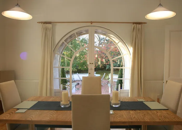 The Coach House At Stewart Hall